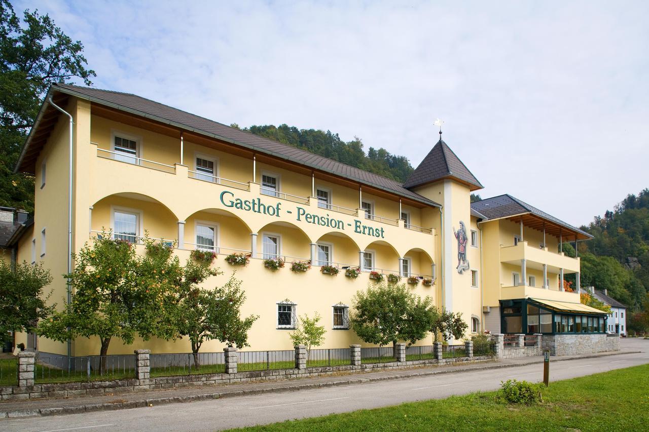 Gasthof - Landhotel Ernst Untermuhl Exterior photo